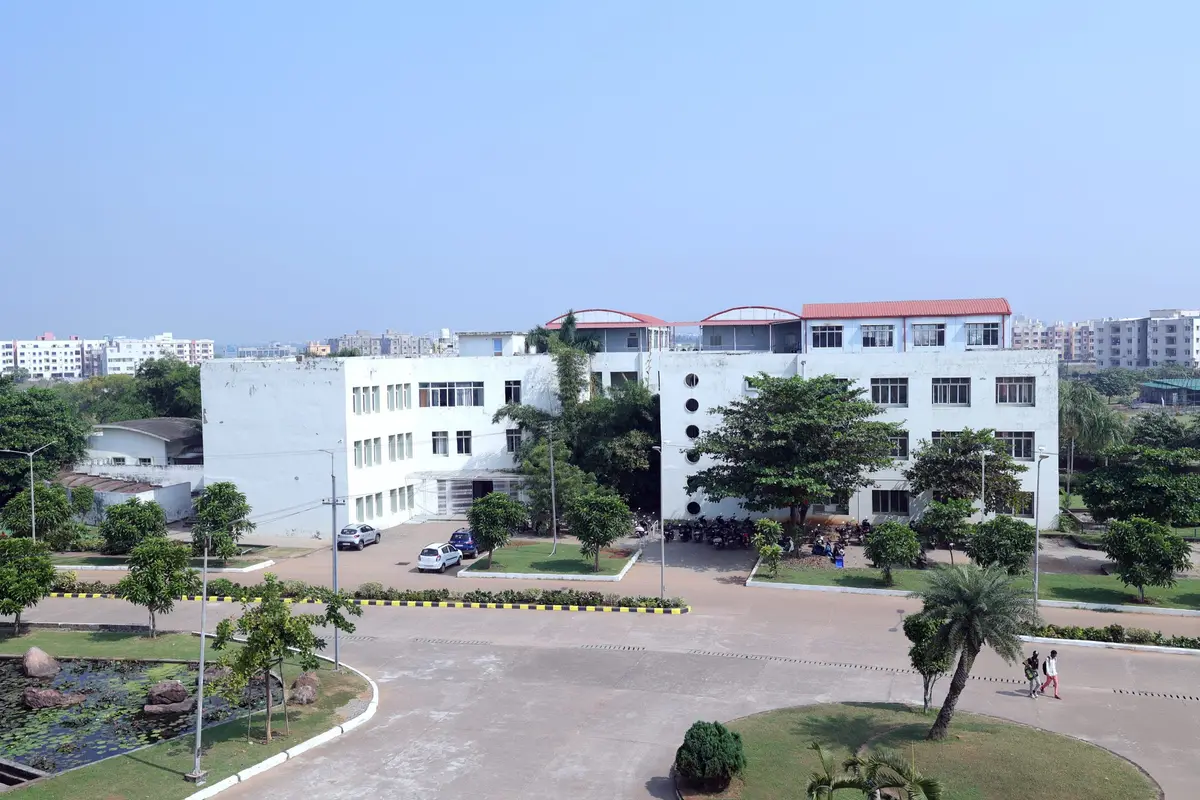 C.V. Raman Polytechnic Bhubaneswar: campus photo 1