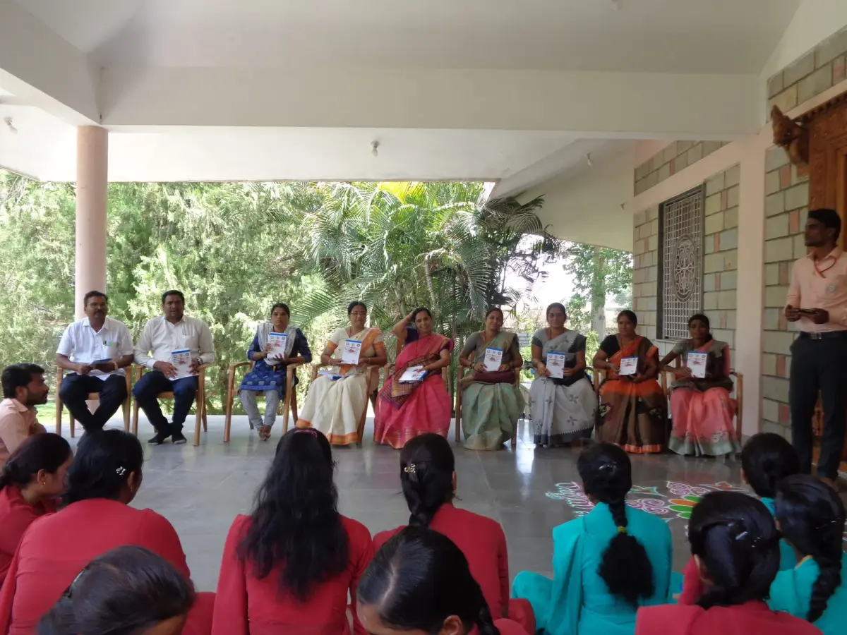 C408 Hingulambika College of Education Gulbarga: campus photo 8