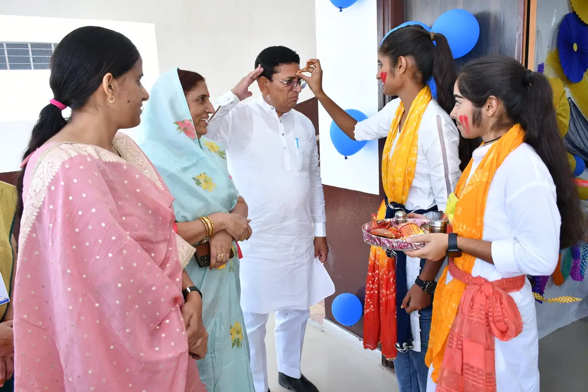 Career Mahavidyalaya: campus photo 3