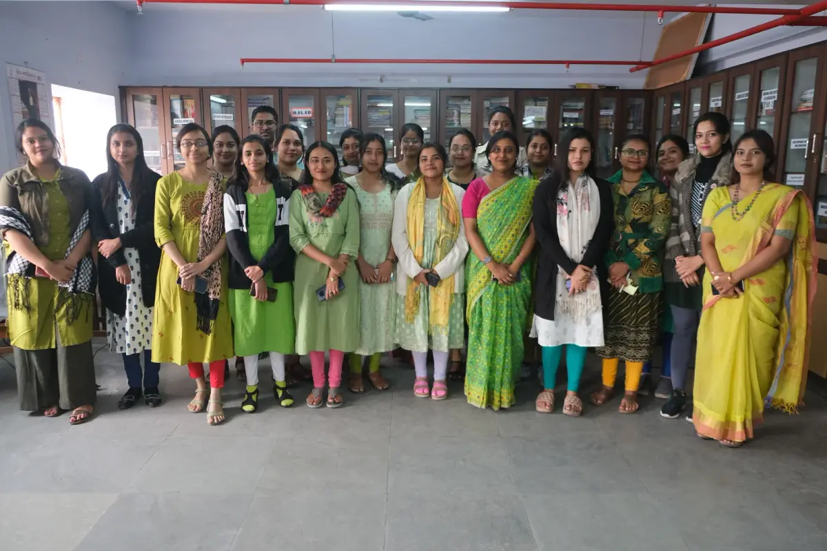 Central Modern College of Education: campus photo 2