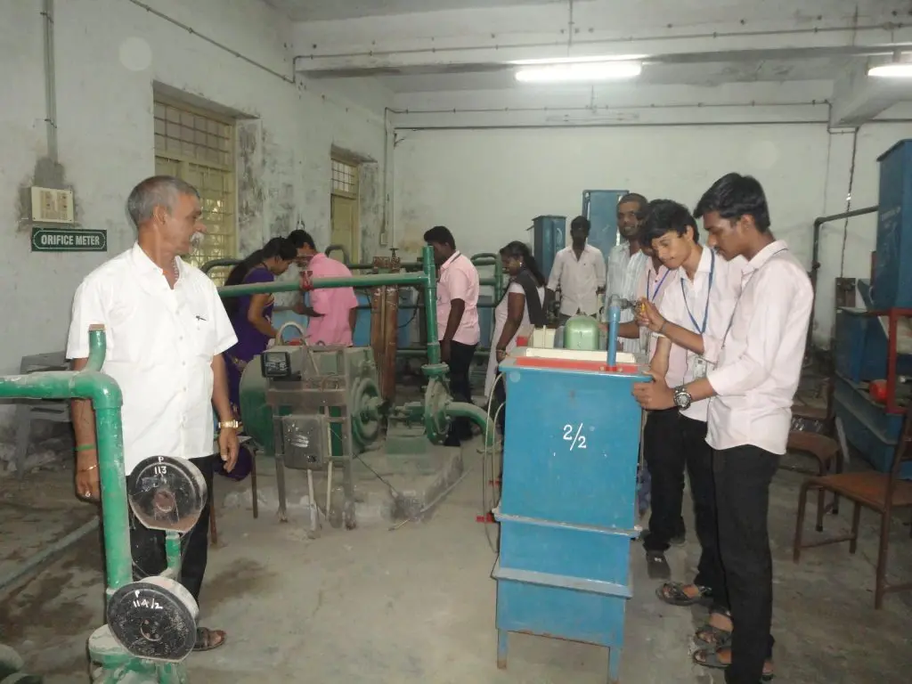 Central Polytechnic College Kalikundram: campus photo 2