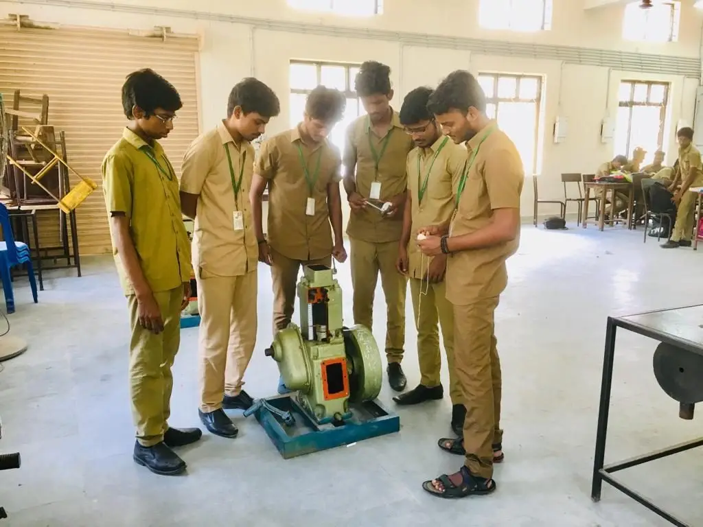 Central Polytechnic College Kalikundram: campus photo 4