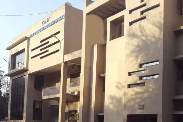 Centre for Research and Industrial Staff Performance: campus photo 1
