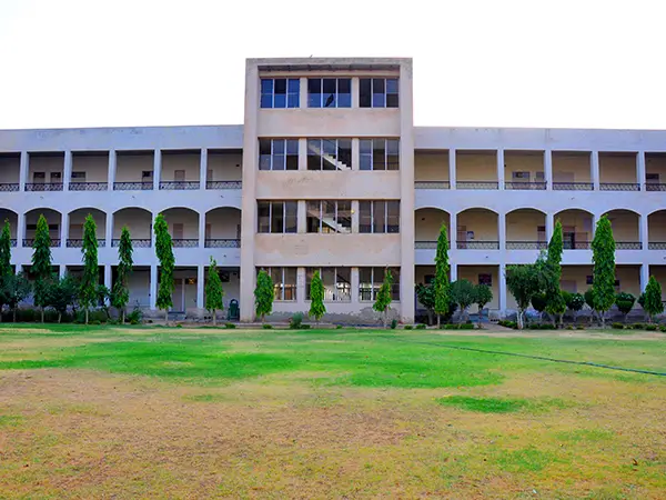 Ch. Devi Lal State Institute of Engg. and Tech., Panniwala Mota Sirsa: campus photo 4