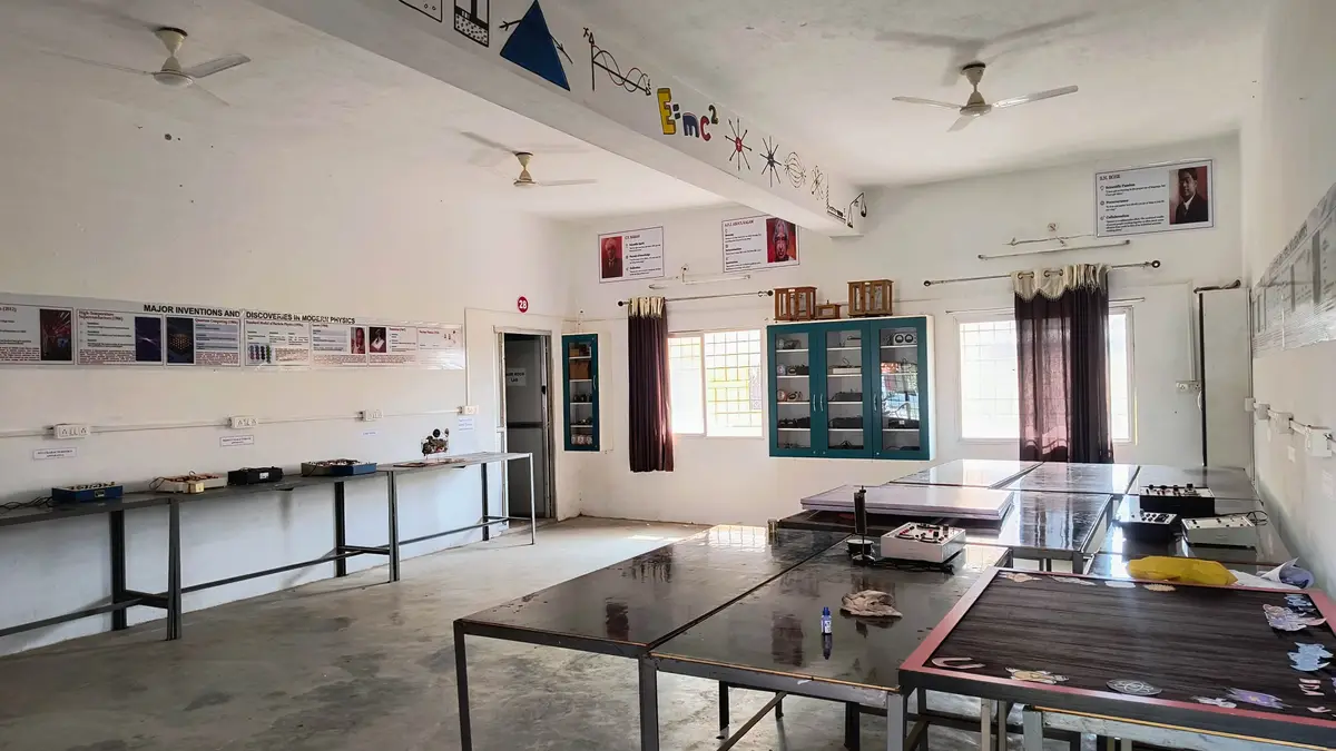 Chaitanya Science and Arts College Pamgarh campus photo 6