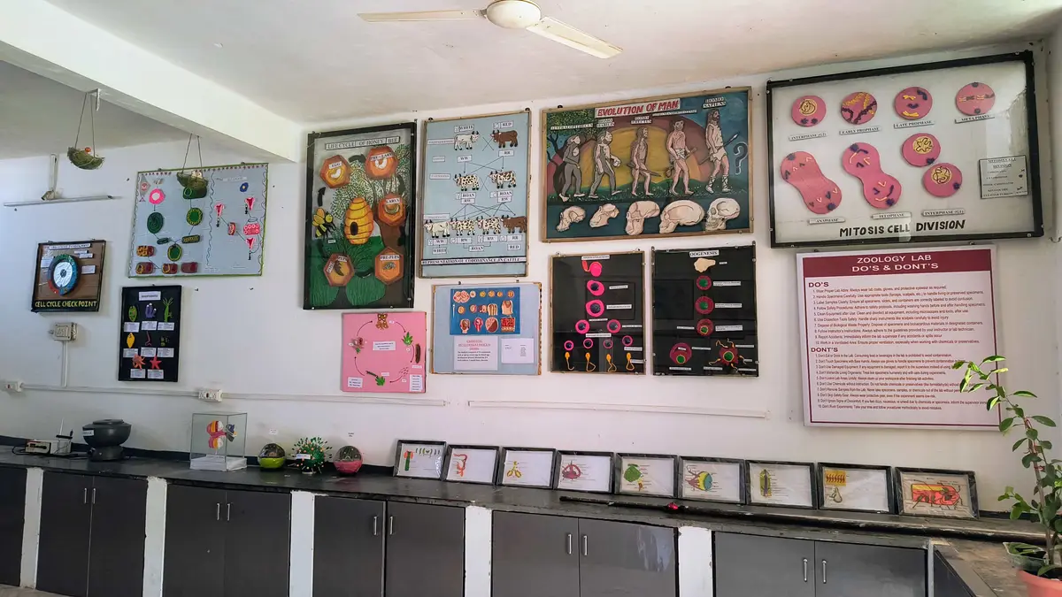 Chaitanya Science and Arts College Pamgarh campus photo 1