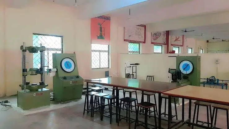 Chandradev Memorial Polytechnic College: campus photo 2