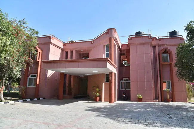 CCSNIAM campus photo 2