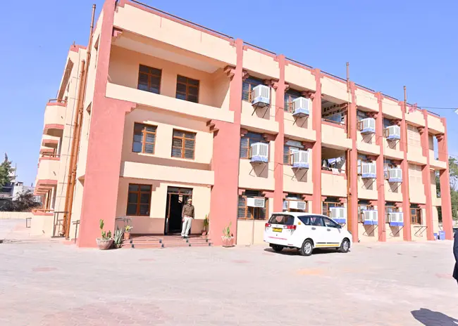 CCSNIAM campus photo 5