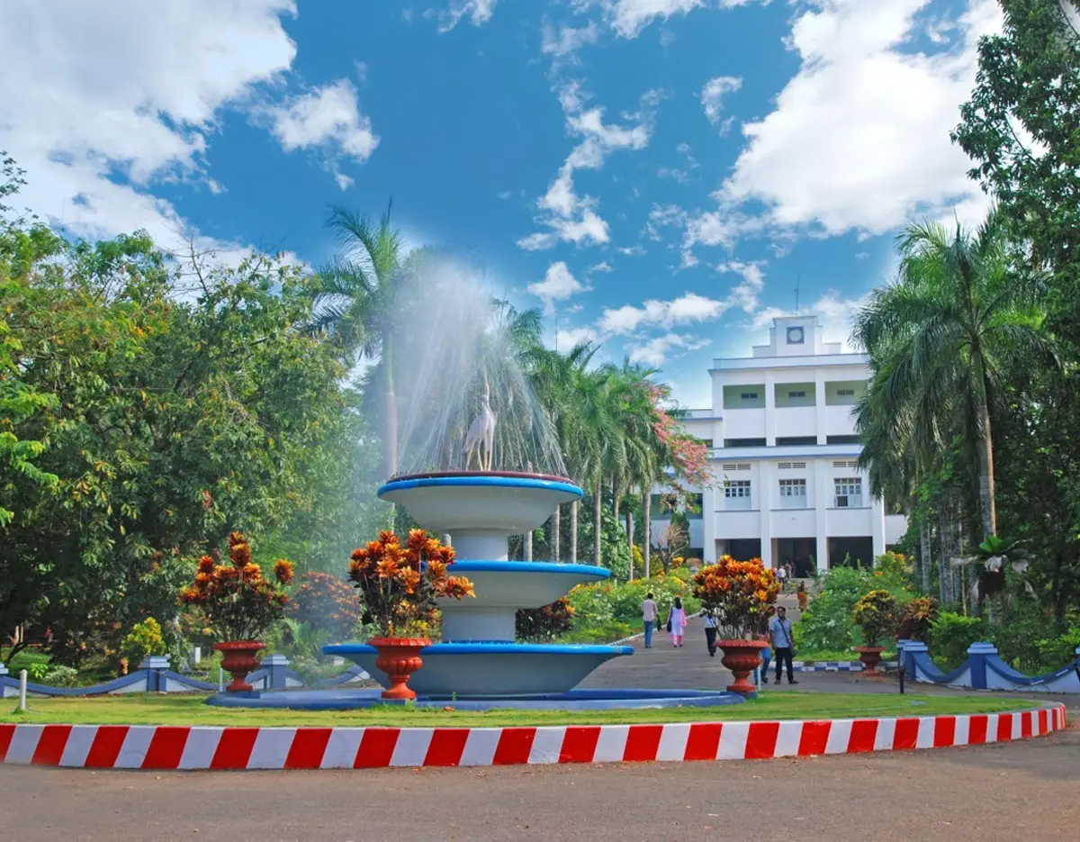 Christ College, Itinjalakuda: campus photo 1