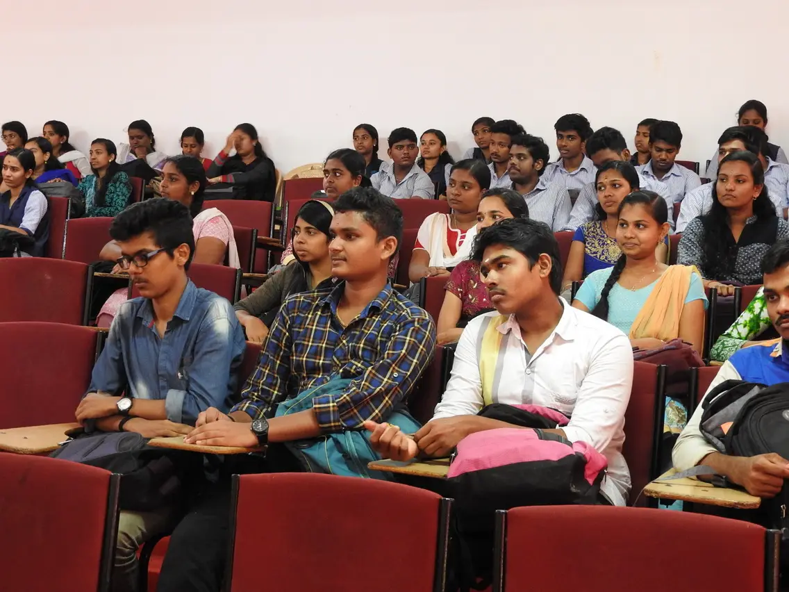 Christian College: campus photo 5