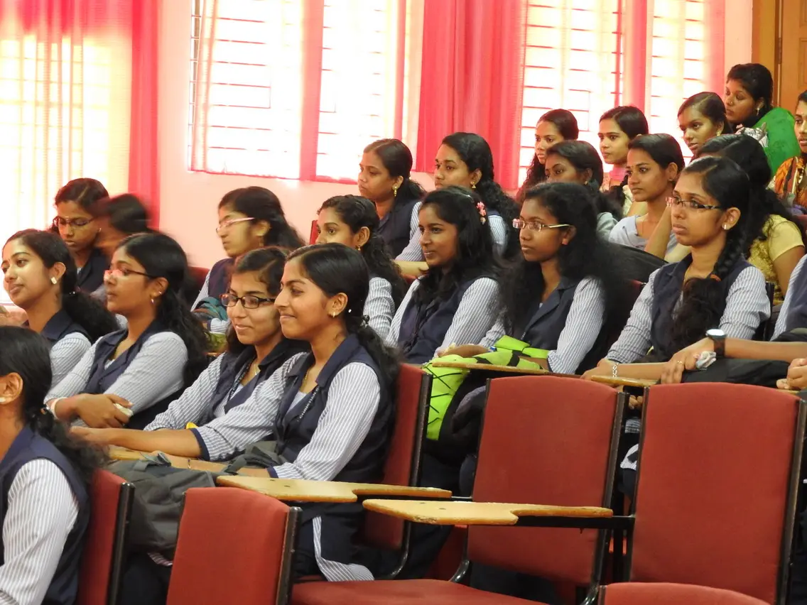 Christian College: campus photo 4