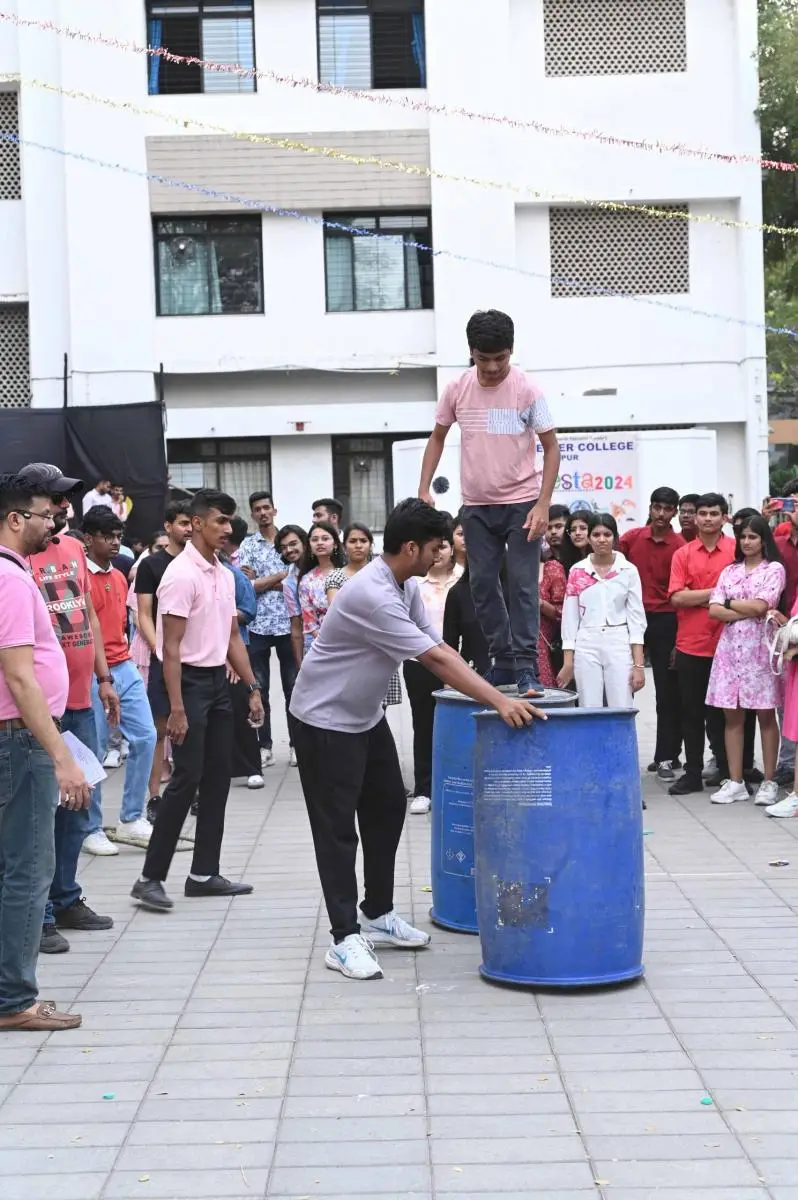 City Pride College: campus photo 1