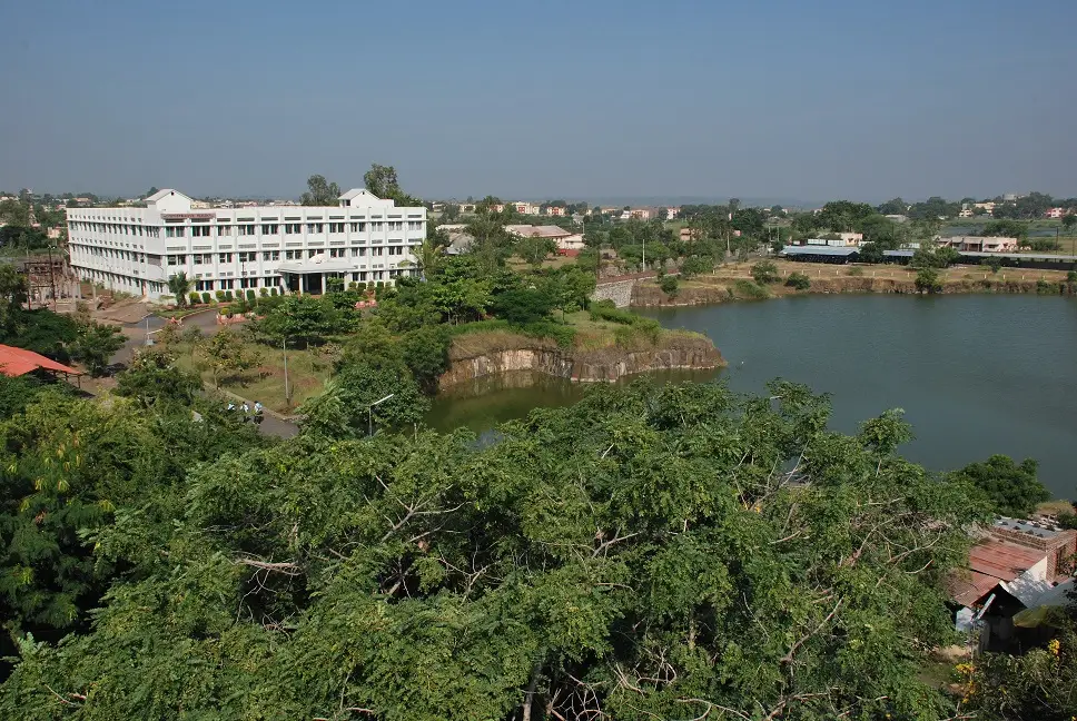 College of Engineering, Ambajogai: campus photo 8