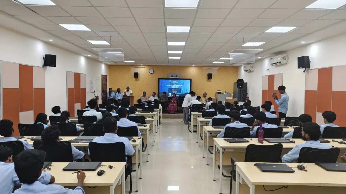 College of Engineering campus photo 2