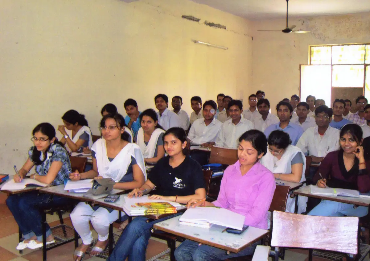 College of Pharmacy Raj Kumar Goel Institute of Technology: campus photo 4