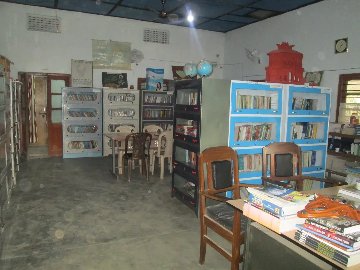 College of Teacher Education: campus photo 2