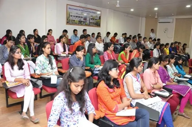 College of Technology and Engineering campus photo 2