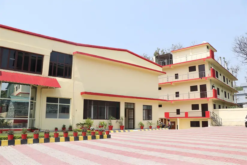 CIOMSA campus photo 3
