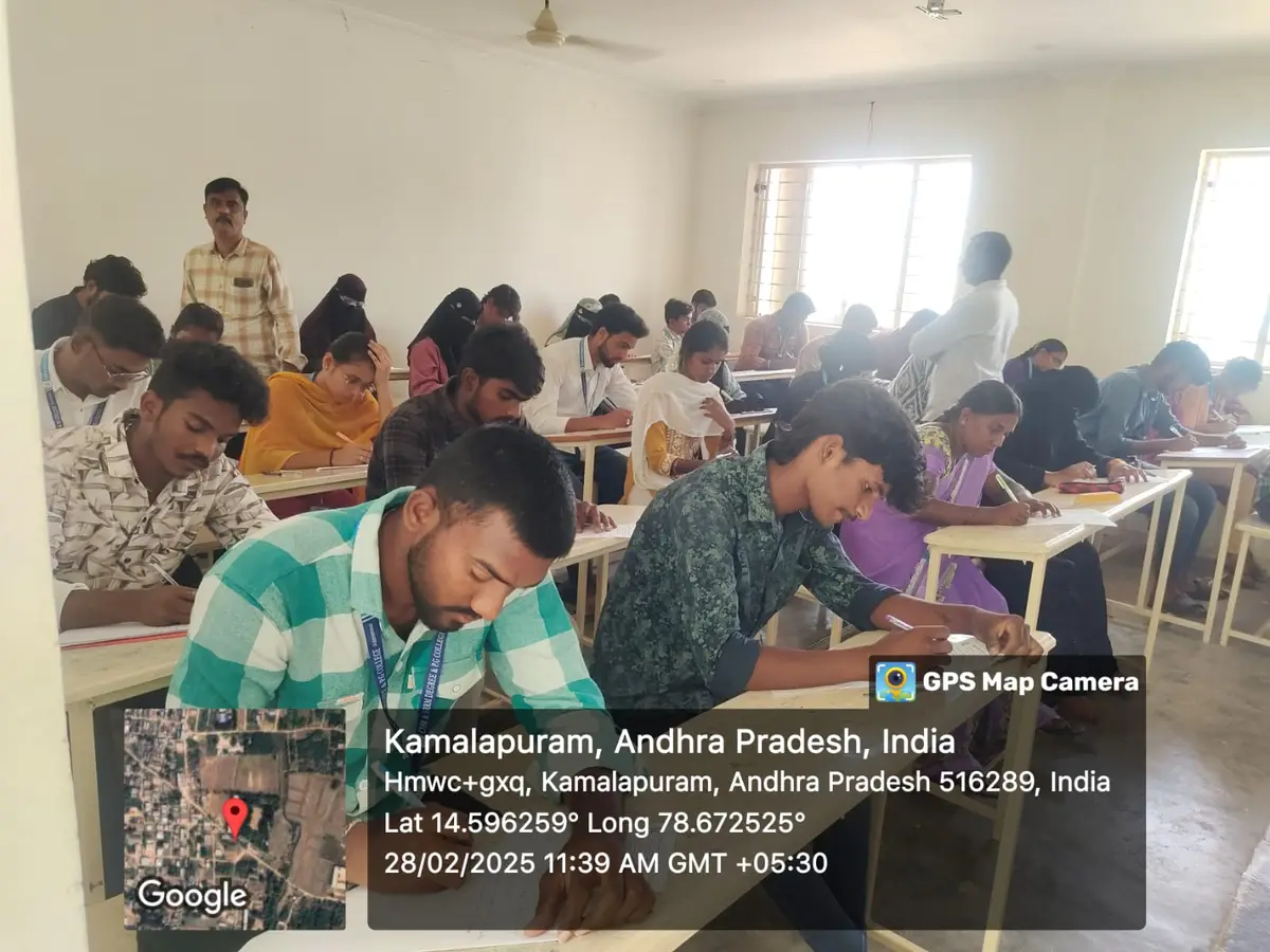 CSSR & SRRM Degree & PG College: campus photo 4