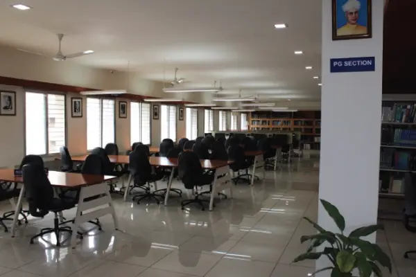 D A Pandu Memorial R V Dental College: campus photo 7