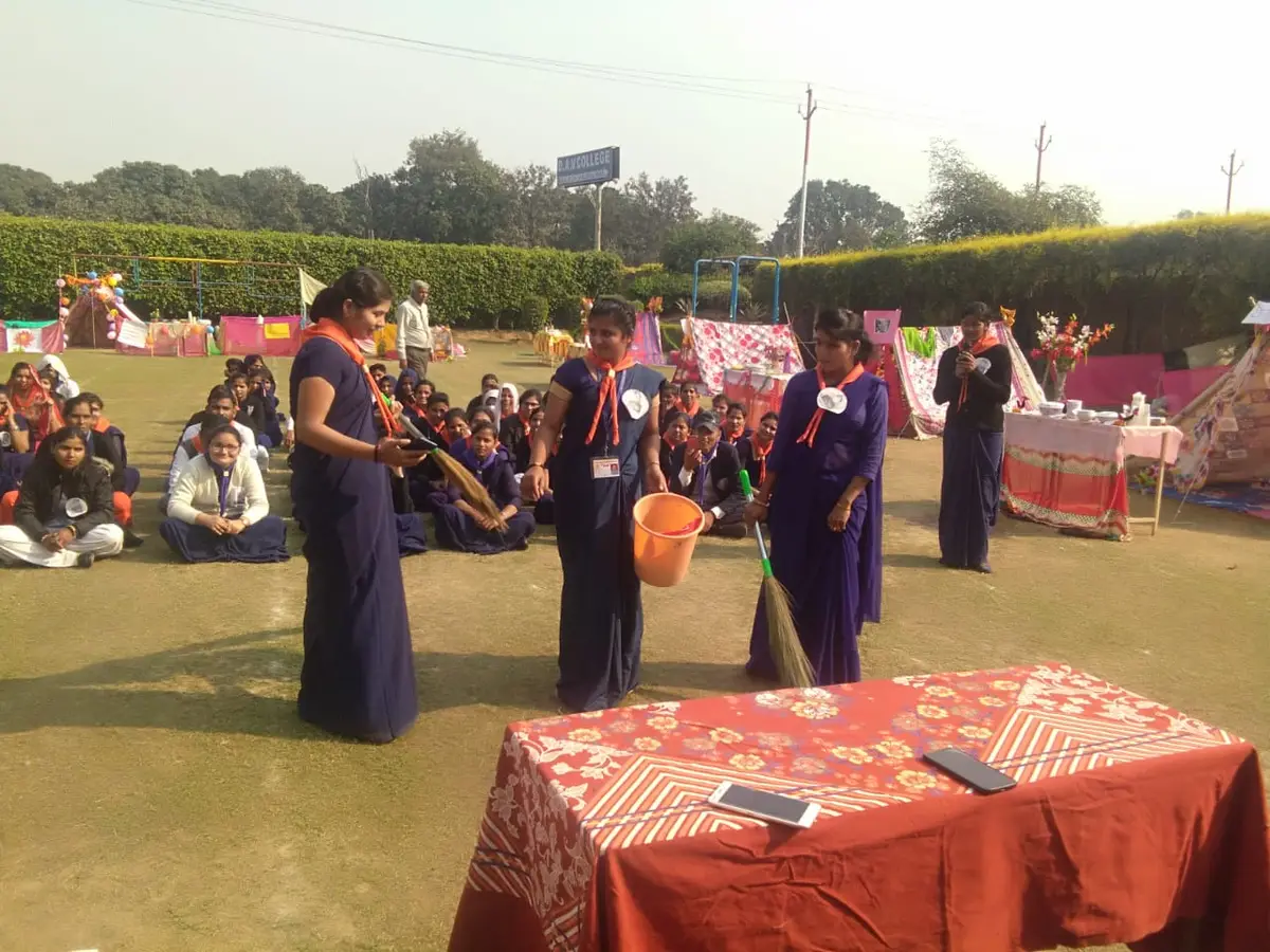 D. A. V. College: campus photo 3