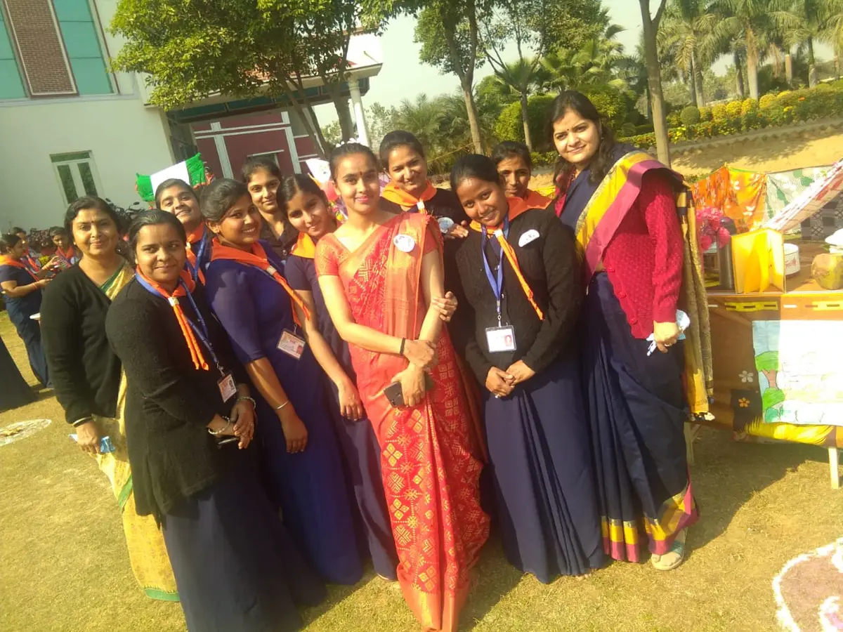 D. A. V. College: campus photo 4