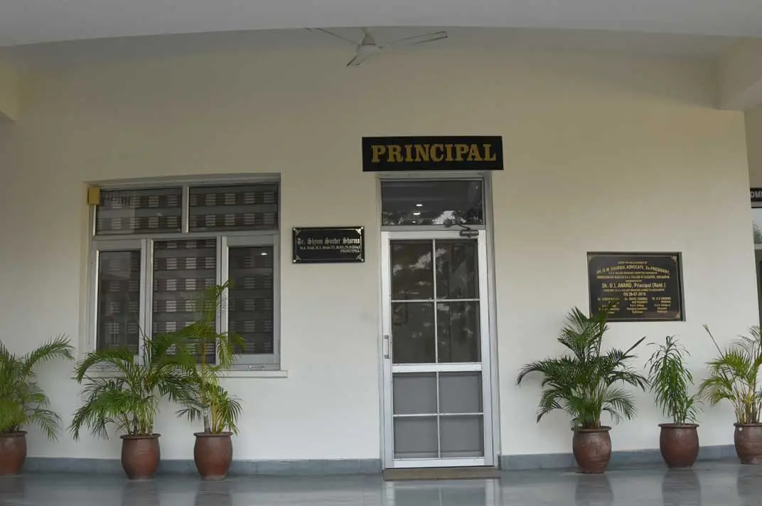 D.A.V.College of Education campus photo 3