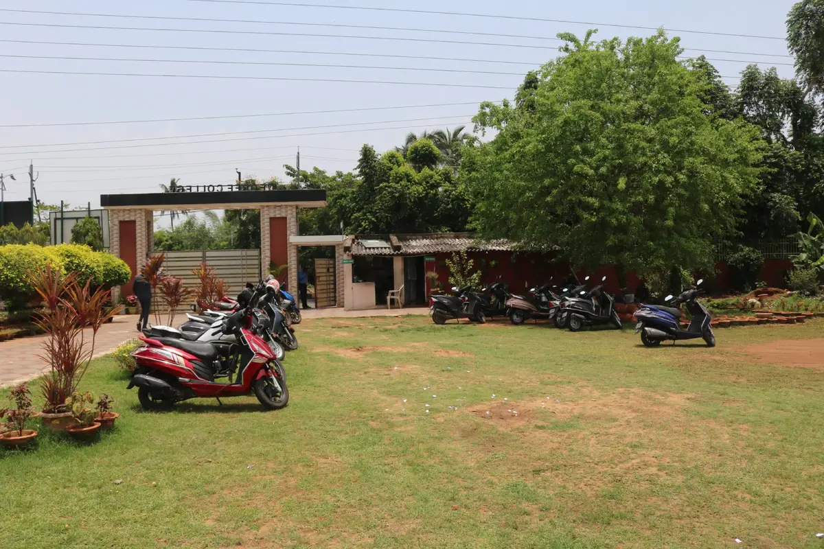 D.A.V. School of Business Management, Unit-8, BBSR campus photo 7