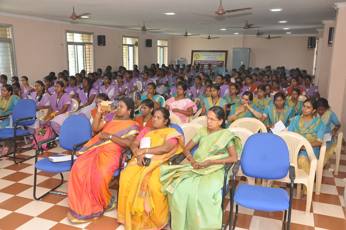 D.G. Government Arts College for Women, Mayiladuthurai: campus photo 7
