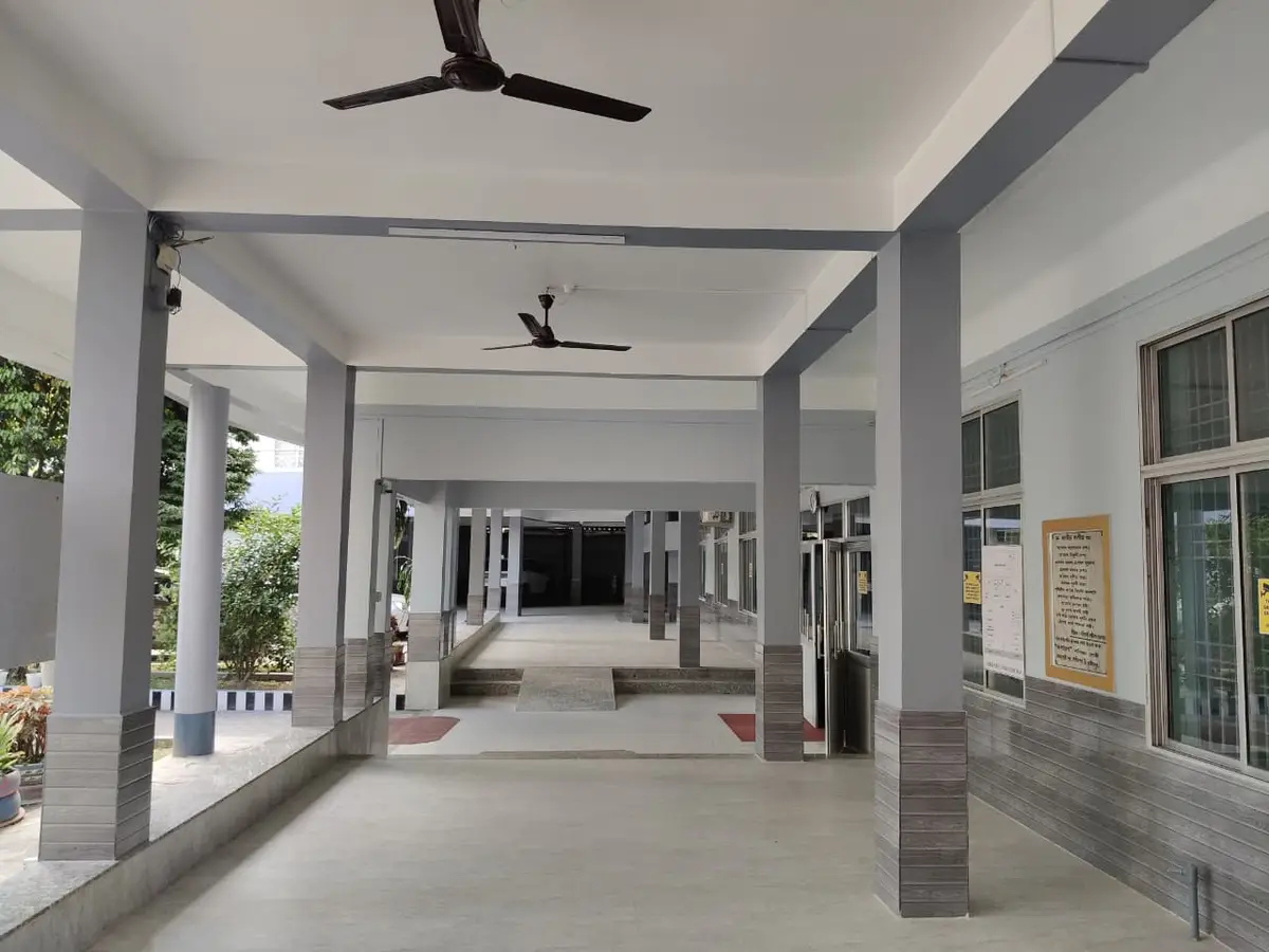 D.H.S.K. Commerce College campus photo 7