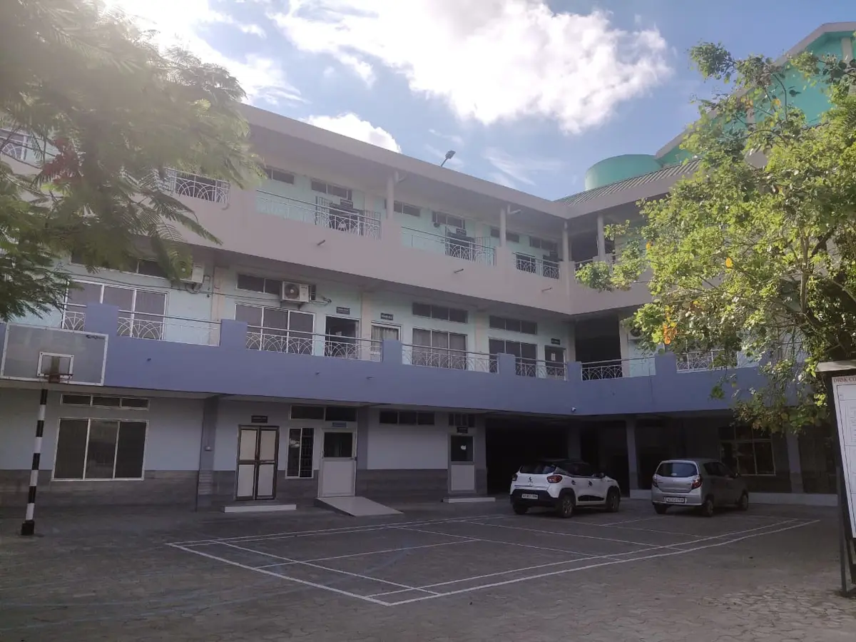 D.H.S.K. Commerce College campus photo 1