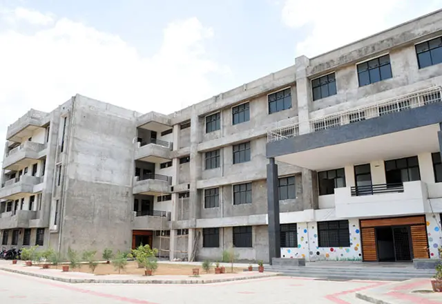 Dalia Institute of Technology campus photo 3
