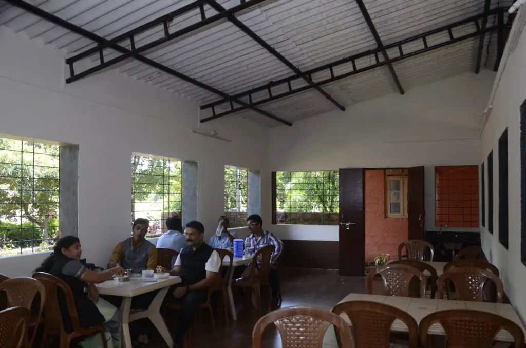 Dapoli Education Societys Dapoli Urban Bank Senior Science College Dapoli: campus photo 7