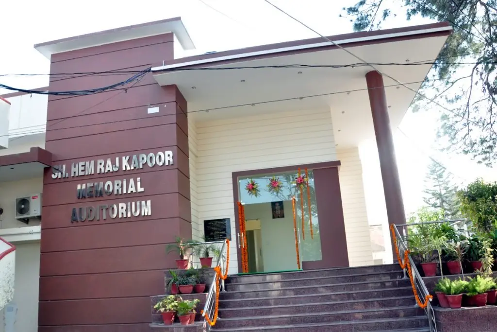D.A.V. College, Hoshiarpur: campus photo 3