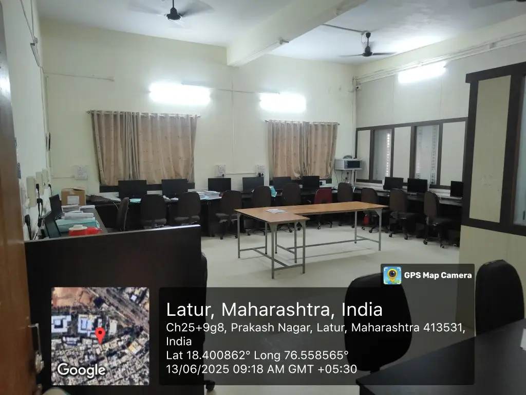 Dayanand Commerce College campus photo 5