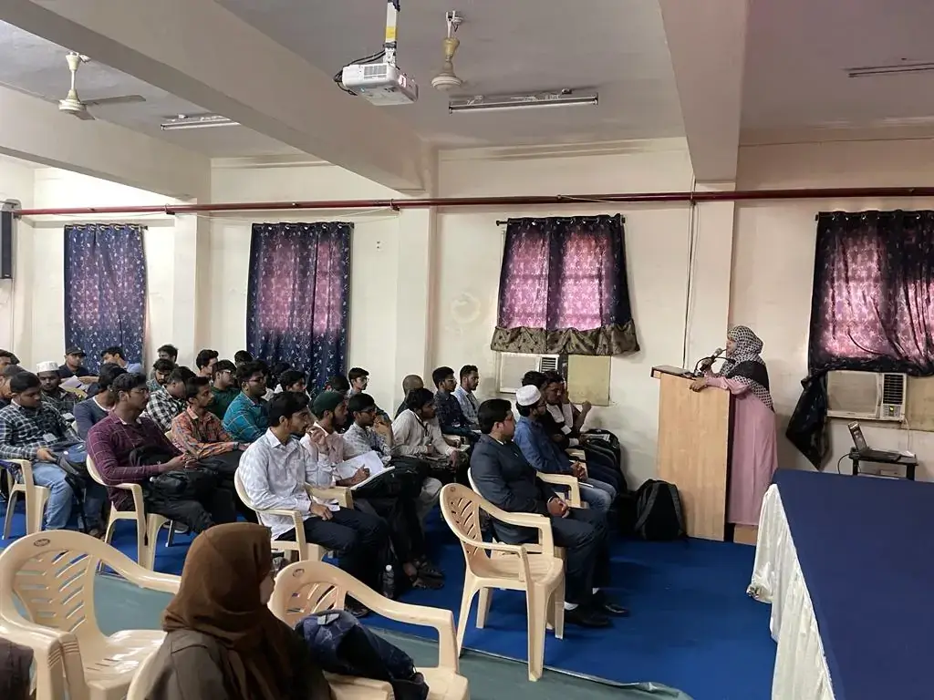 Deccan College of Engineering & Technology campus photo 7