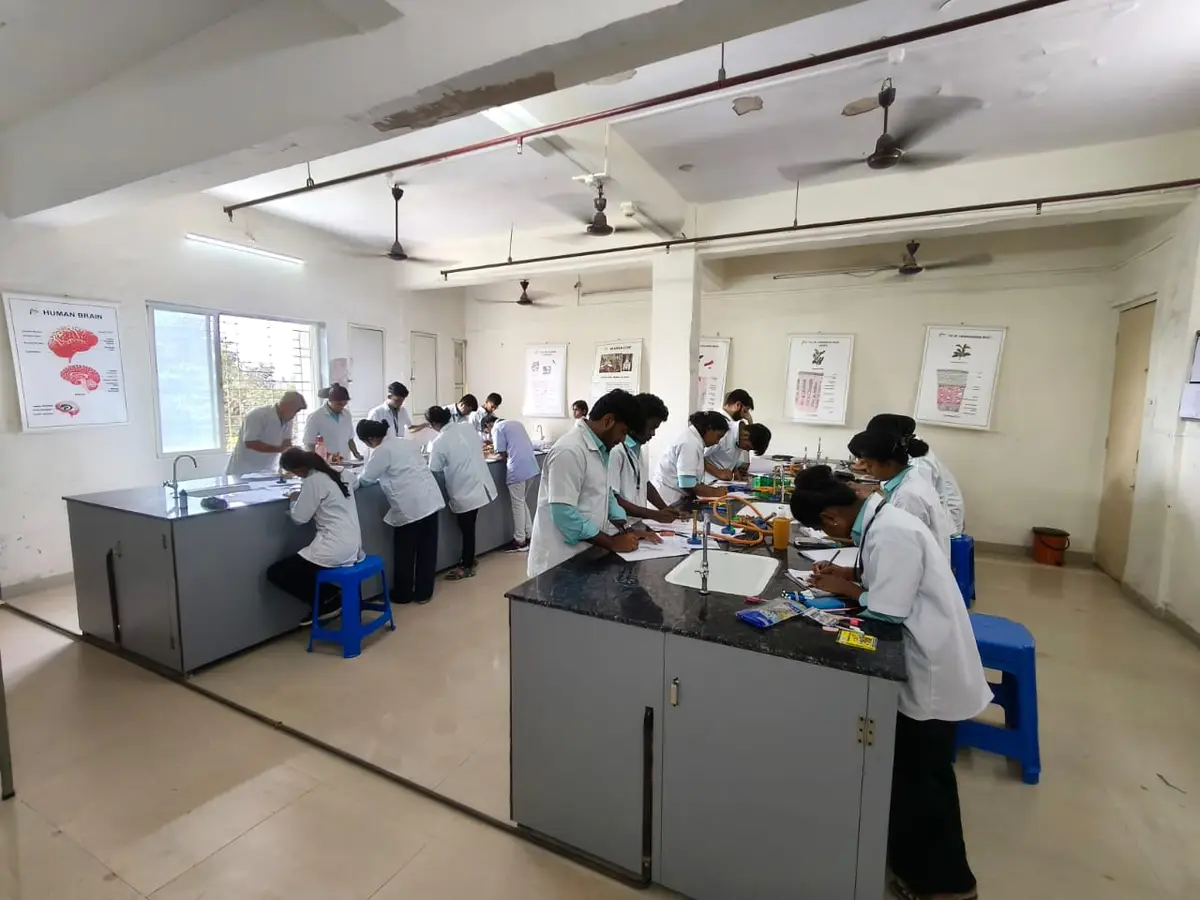 Deep College of Pharmacy: campus photo 5