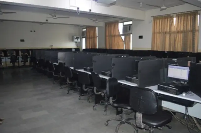Delhi School of Professional Studies and Research, North West Delhi campus photo 6