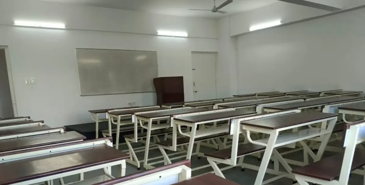 Deogiri Law College campus photo 3