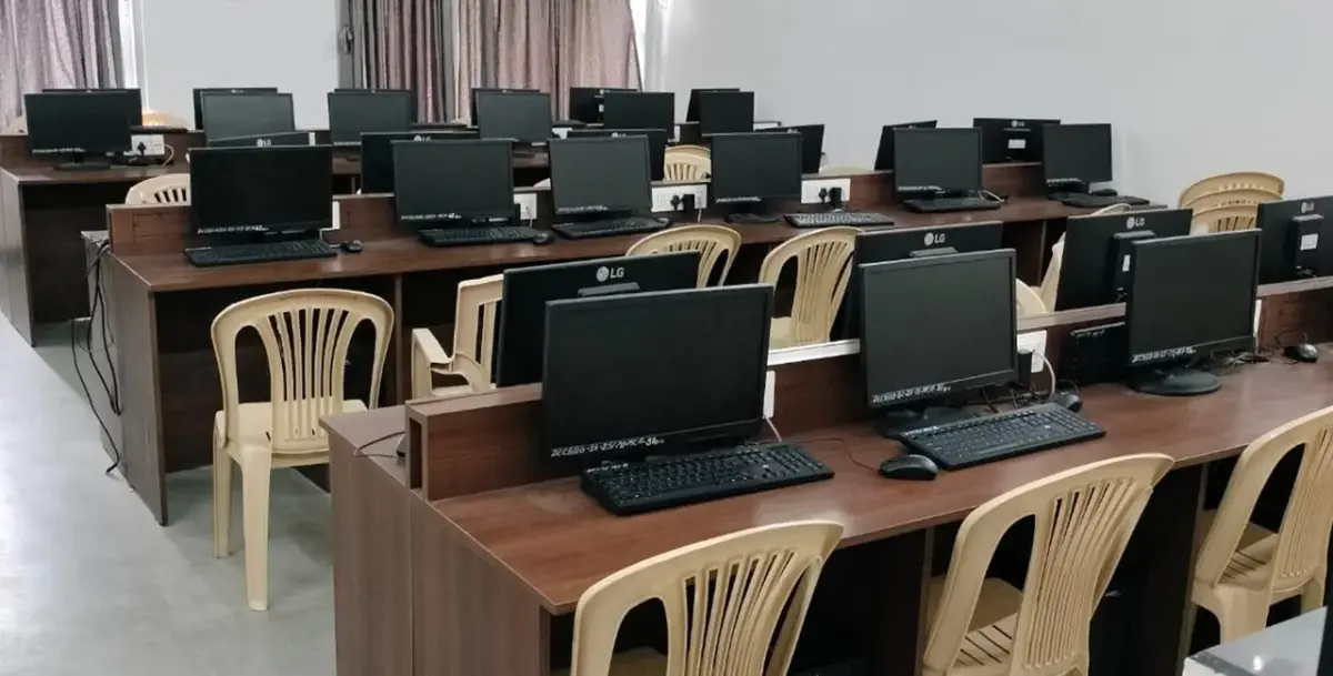 Deogiri Law College campus photo 6