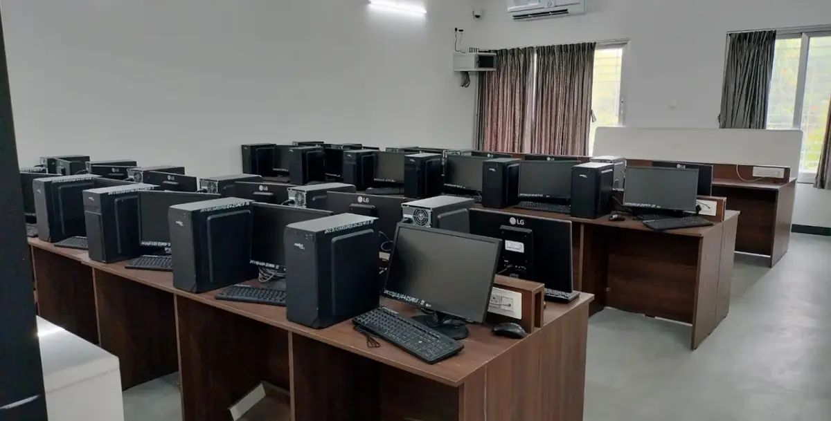 Deogiri Law College campus photo 5