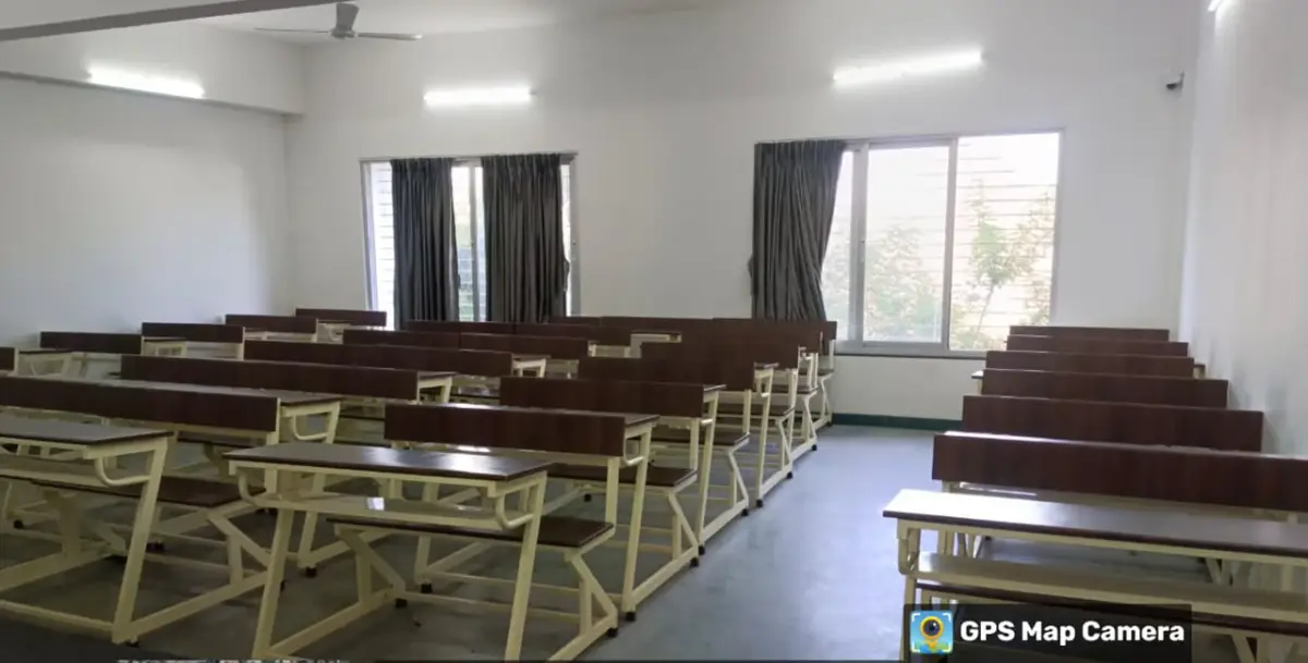 Deogiri Law College campus photo 4