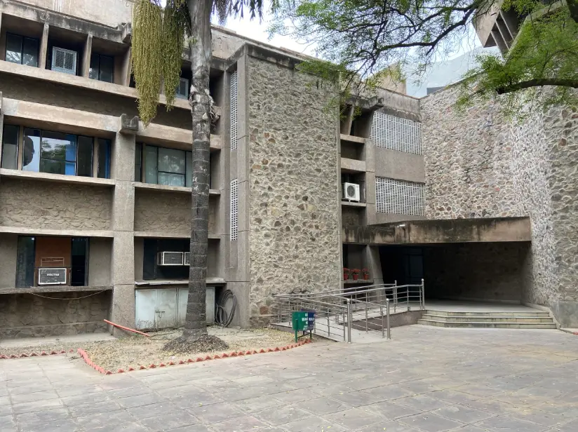 DOFSUO campus photo 2