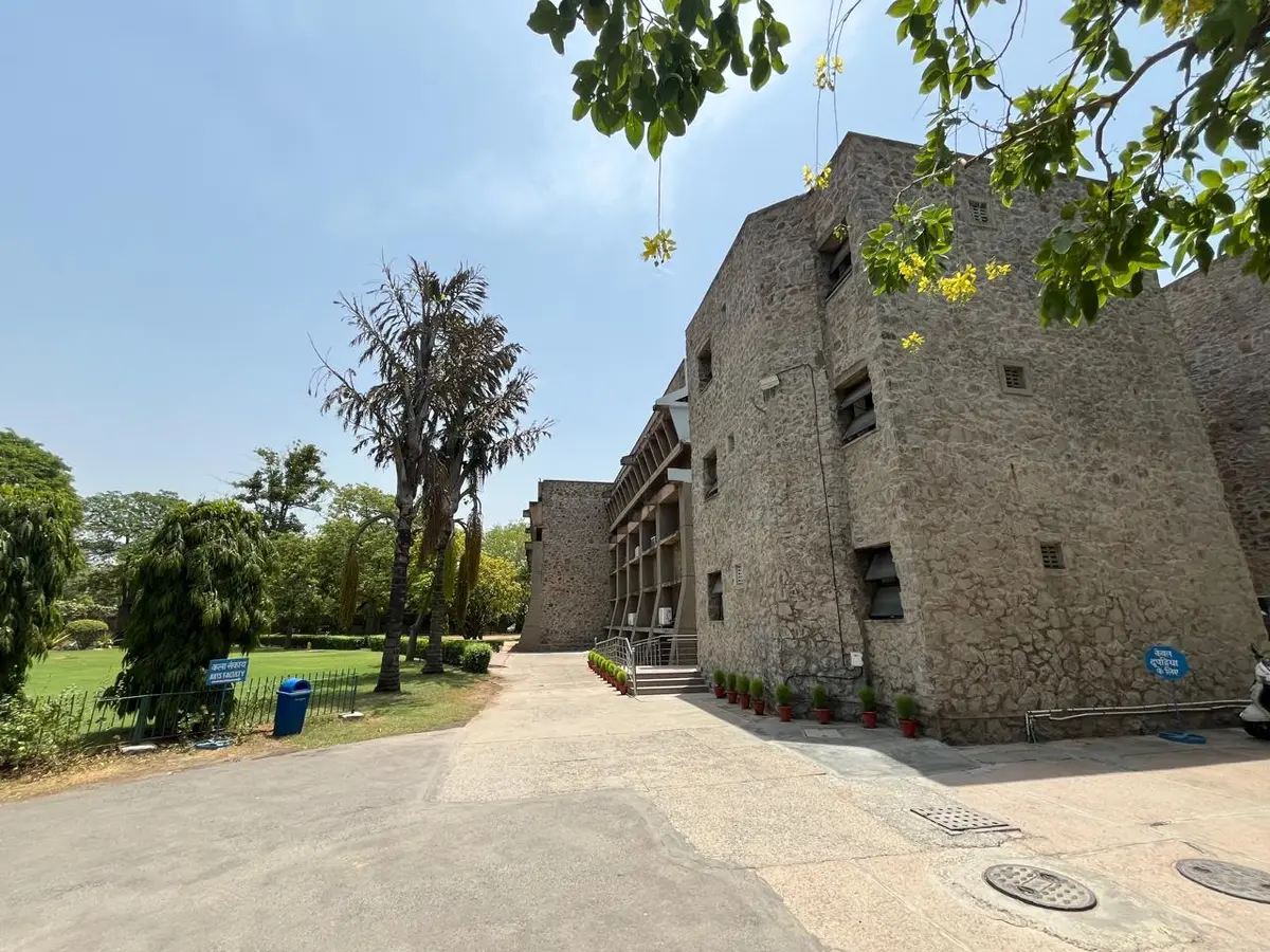DOFSUO campus photo 7