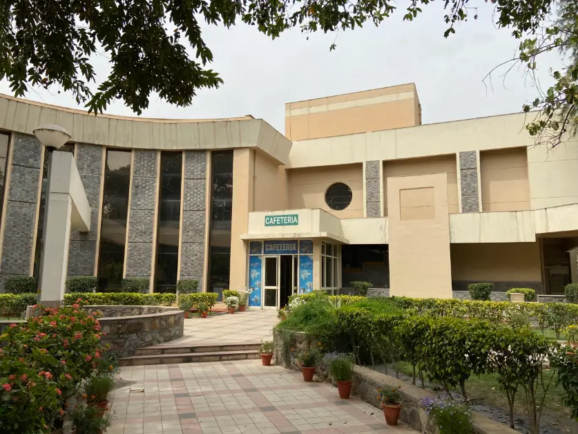 DOFSUO campus photo 1