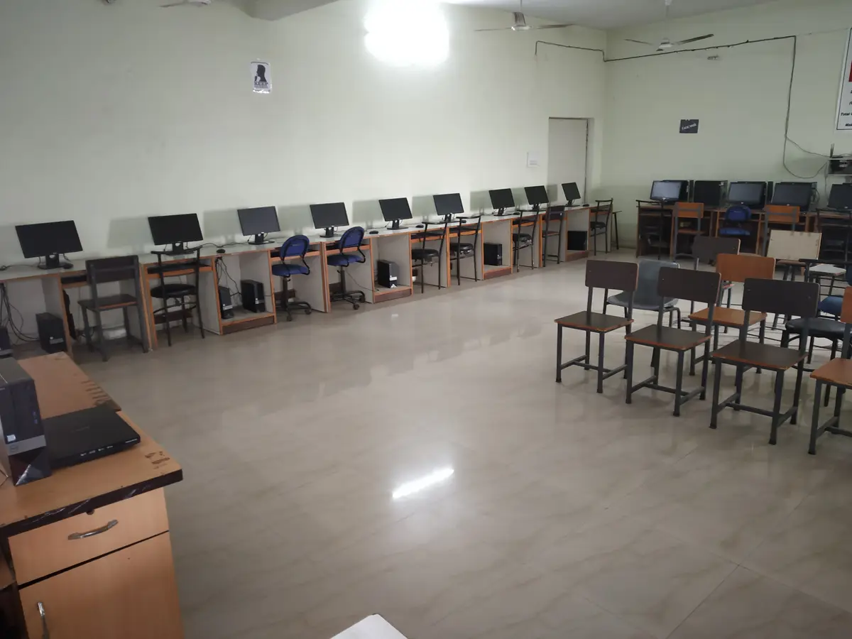 Dev Bhumi Institue of Professional Education, Rudrapur campus photo 3