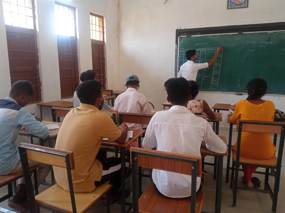 Dhurwarao Madiya Government Naveen College, Bhairamgarh: campus photo 4