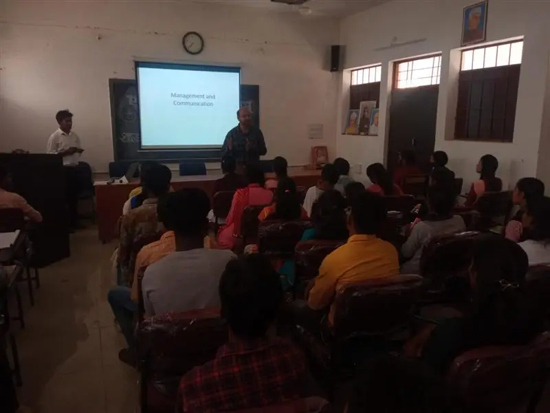 Dhurwarao Madiya Government Naveen College, Bhairamgarh: campus photo 2