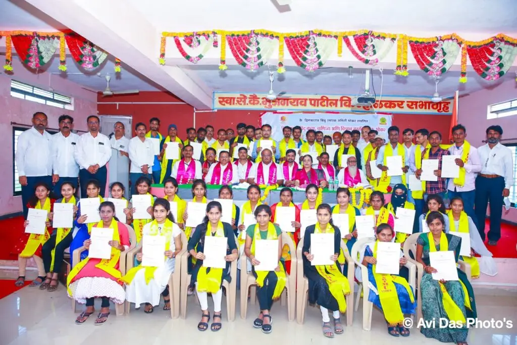 Digambarrao Bindu Arts, Commerce and Science College campus photo 3